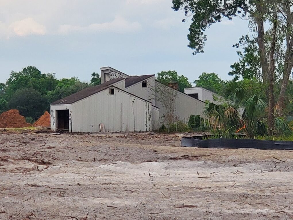 Blumberg treasured her Winter Springs country oasis for nearly 50 years